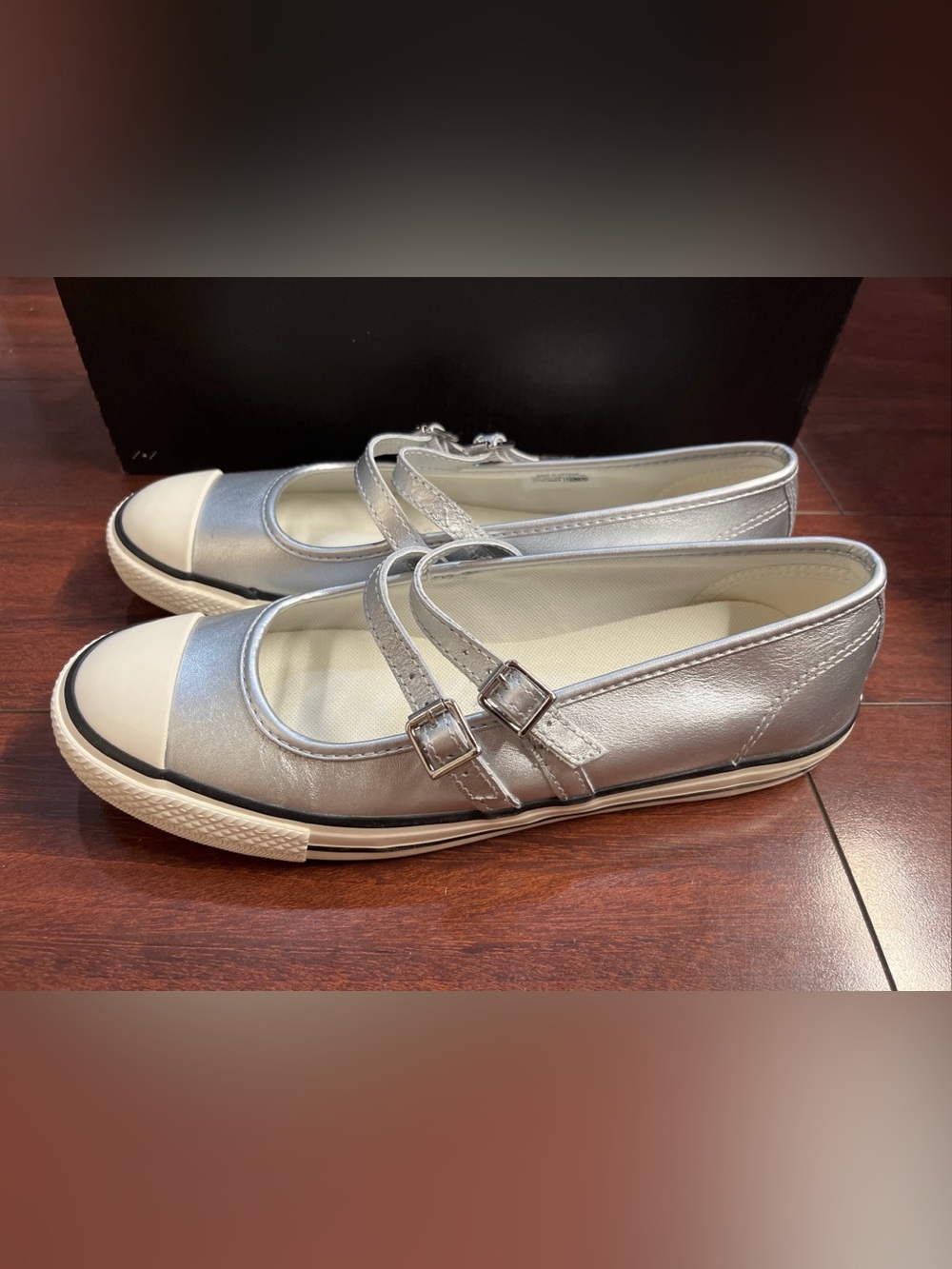 Womens 9 Converse Dainty Mary Jane OX Slip On Silver Leather A12201C HALF BOX - Picture 7 of 16